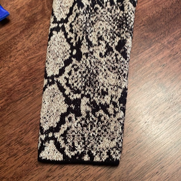 INC snake print long sleeve top - Picture 11 of 16